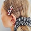 Заколка для волосся гламурна Invisibobble Waver British Royal To Bead Заколка для волосся гламурна Invisibobble Waver British Royal To Bead