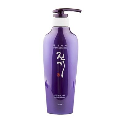 (Уцінка) Шампунь регенеруючий Daeng Gi Meo Ri Vitalizing Shampoo 300 мл (Уцінка) Шампунь регенеруючий Daeng Gi Meo Ri Vitalizing Shampoo 300 мл