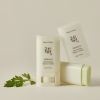 Сонцезахисний стік матуючий BEAUTY OF JOSEON Mugwort+Camelia 18 г Сонцезахисний стік матуючий BEAUTY OF JOSEON Mugwort+Camelia 18 г